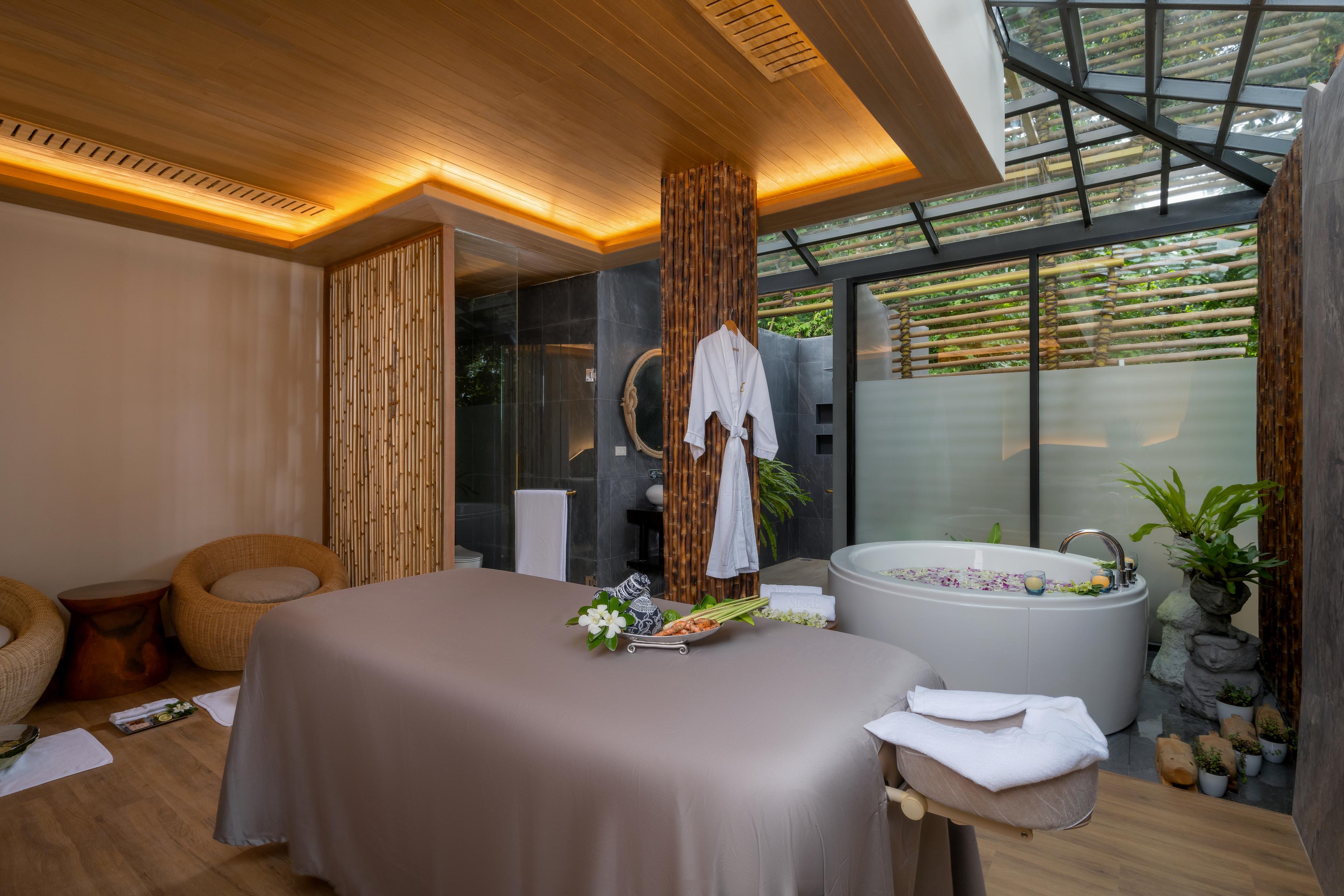 Sinae Phuket Hotel Exterior photo